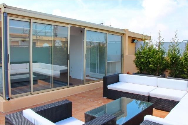 Outstanding two bed in perfect location