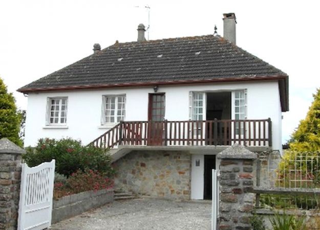 Traditional House with Basement