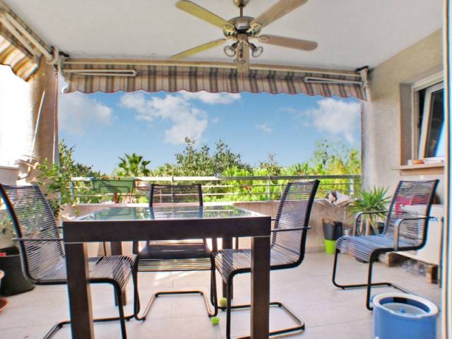 Apartment 4 Rooms for sale.
