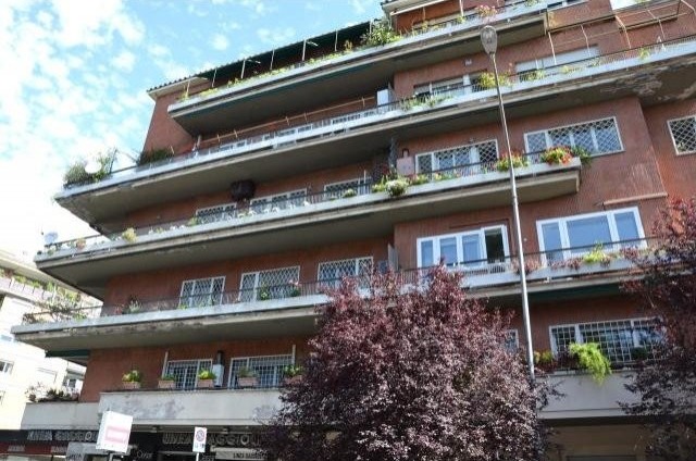 2 Bedrooms - Apartment - For Sale
