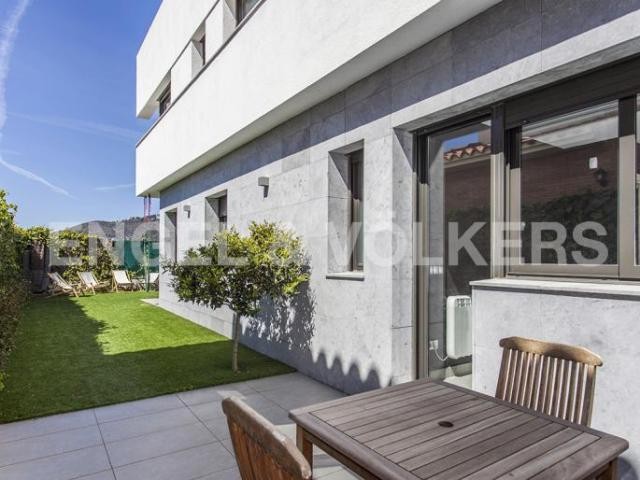 Functional and bright house. Pineda.. - 2