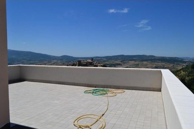 2 Bedrooms - Apartment - For Sale - 2