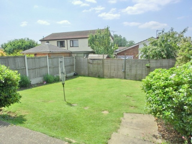 2 bedroom house in Minster On Sea.. - 2