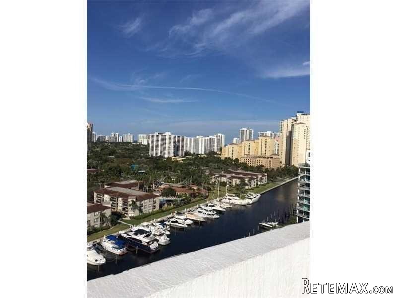 3029 Northeast 188 St, Unit Ph12..