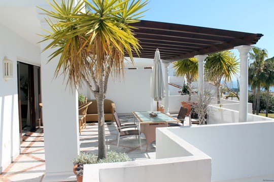 Monte Paraiso Country Club Spacious..
