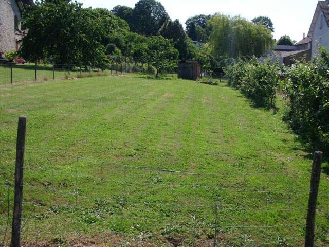 Building Plot Of 500 m2 Set In A Small..