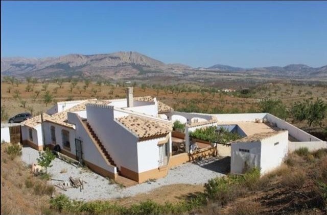 Villa For Sale Velez-Rubio, Almeria