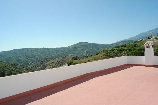 Town House for Sale in Competa, Competa..