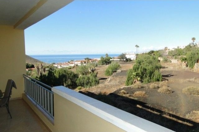 2 bedroom Apartment property for sale..
