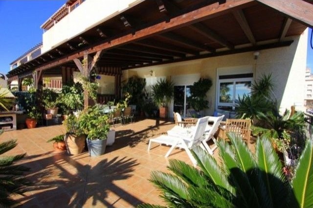 Town House - Spacious south facing.. - 2