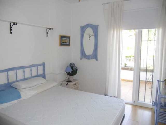 2 Bedroom Bungalow in Javea - 2