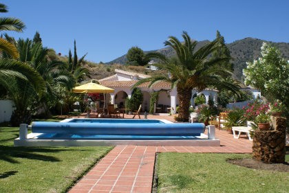Villa for Sale in Competa, Competa..