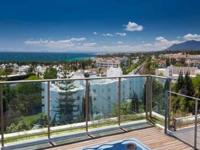Brand New Luxury Apartments with Sea..