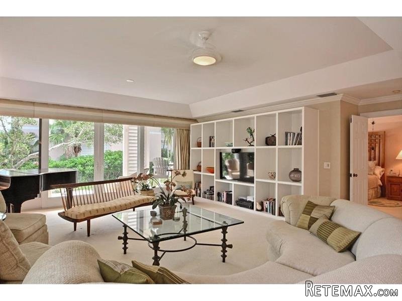 3 bedroom Flat For Sale: 1250 W.. - 2