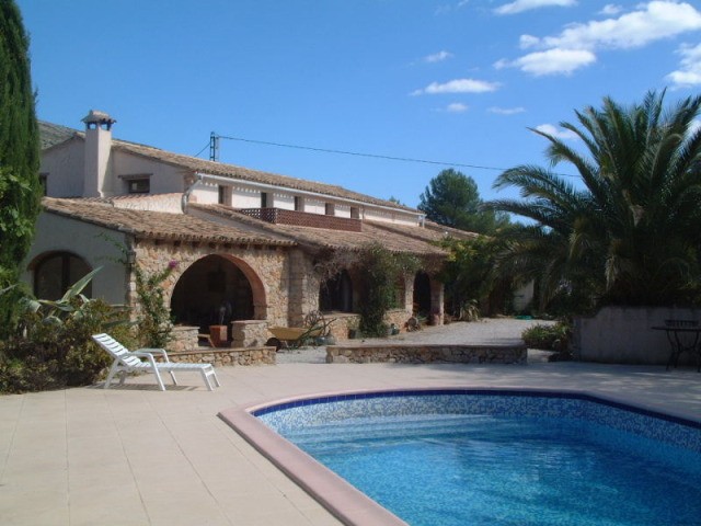 Finca for sale in Jalon