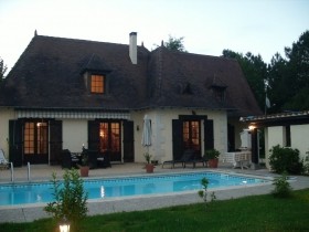 Attractive Perigourdine Style House..