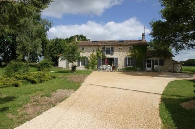 4 bedroom Character For Sale: 79340..