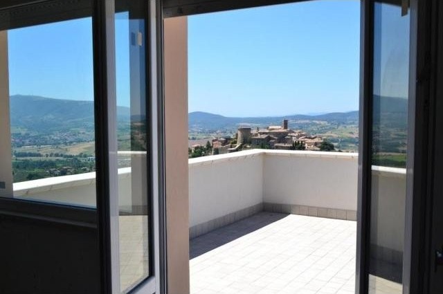 2 Bedrooms - Apartment - For Sale