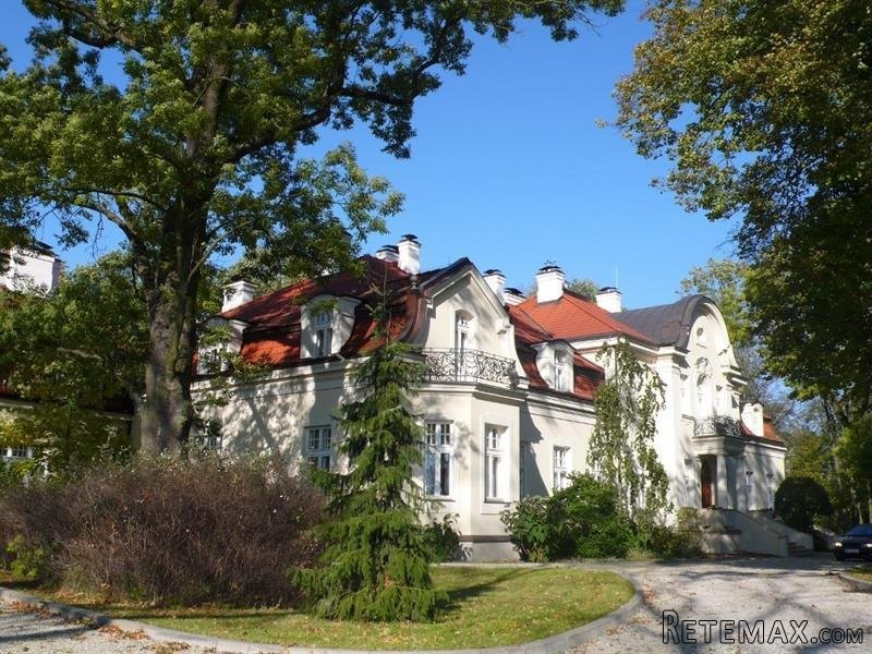 21 bedroom Property For Sale: Warsaw - 2