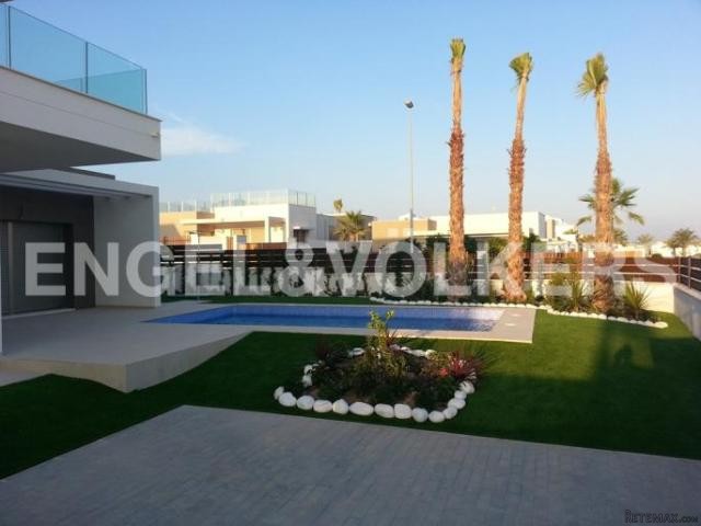 LAST VILLAS IN GOLF COURSE NEW BUILT - 2
