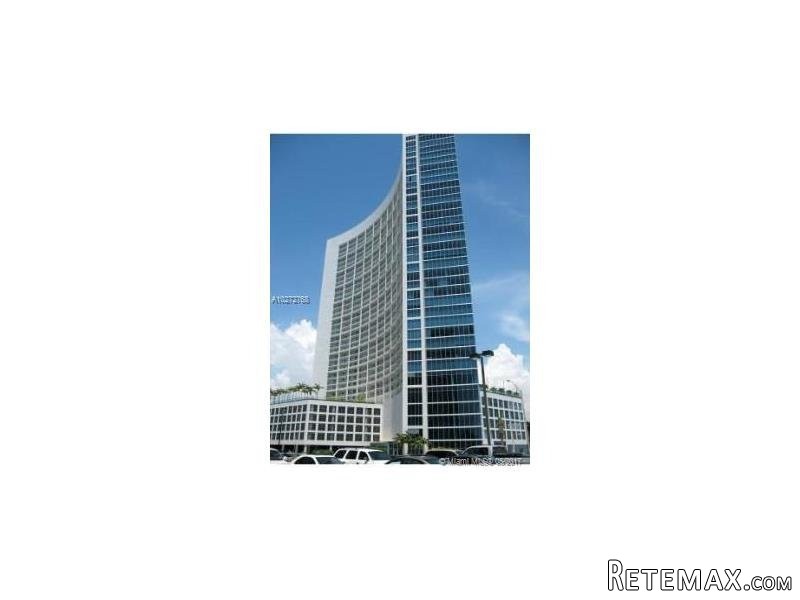 2 bedroom Flat For Sale: 601 NE 36 ST #..