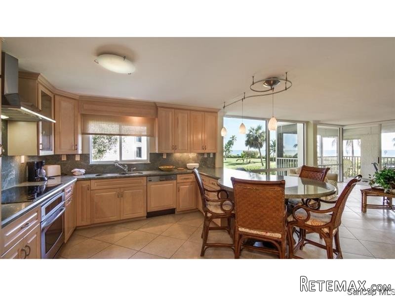 2 bedroom Condominium For Sale:.. - 2