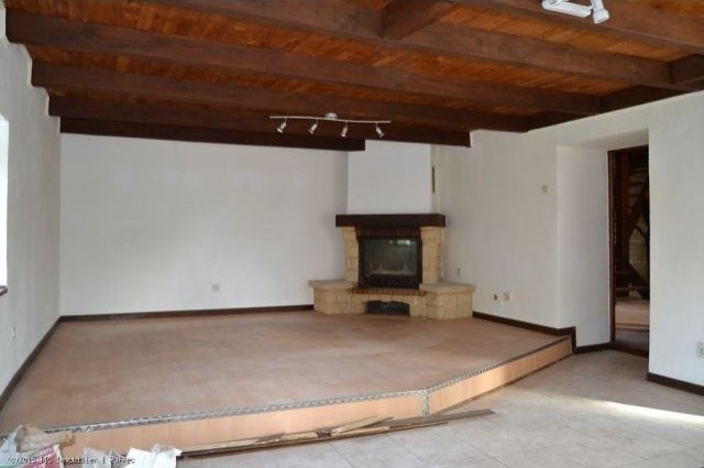 5 bedroom village house with courtyard.. - 2