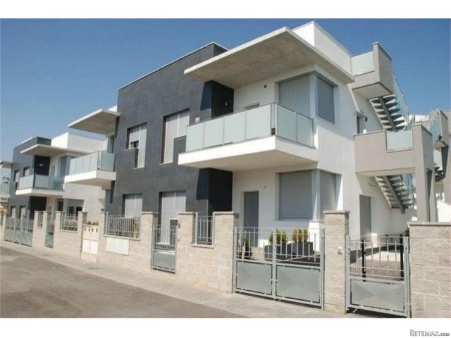 2 bedroom Apartment For Sale:..