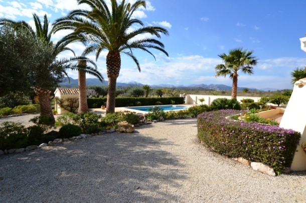 3 Bedroom 2 Bathroom Villa Javea 3 -.. - 2