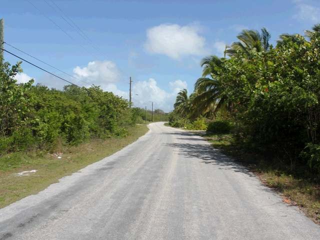 Singlefamilyvacant - Just across from.. - 2