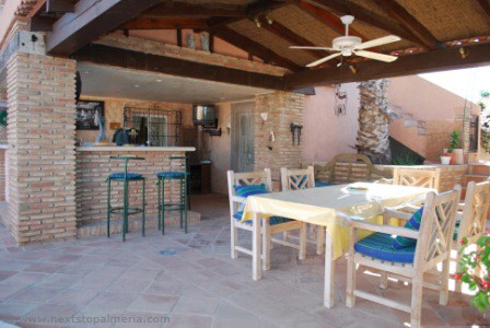 4 bedroom rural house with stables.. - 2