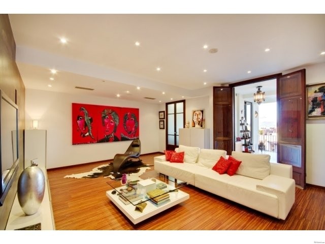 Spacious contemporary apartment in Palma