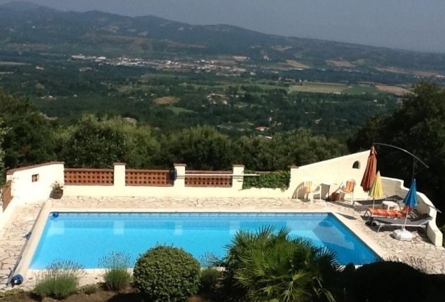 Villa Avec Vues Et Appartement..