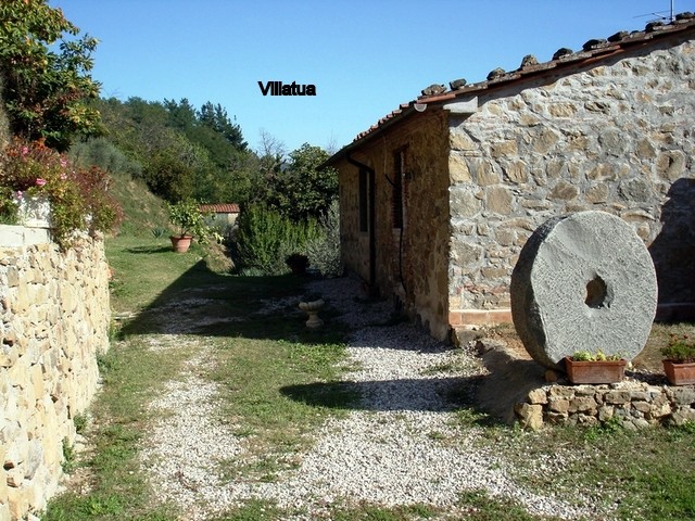 Country/farmhouse - For Sale - North of..