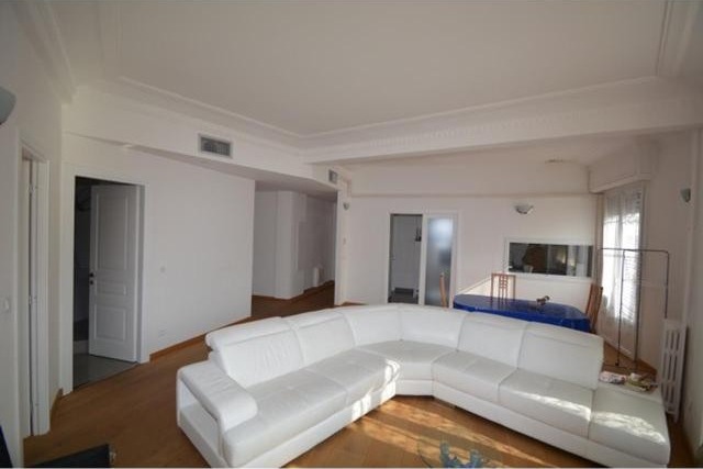 Superbly Presented Massena Two Bed