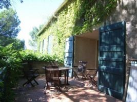 Furnished apartment among 12 other..