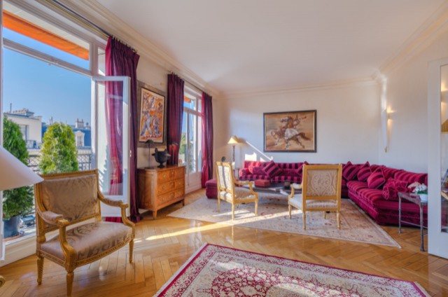 An exceptional 4 bed apartment of..