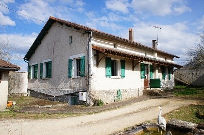 Habitable country property