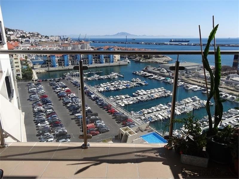2 bedroom Apartment For Sale: Kings..