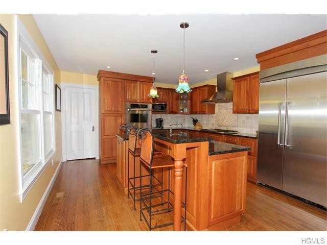4 bedroom Residence For Sale: Pound.. - 2