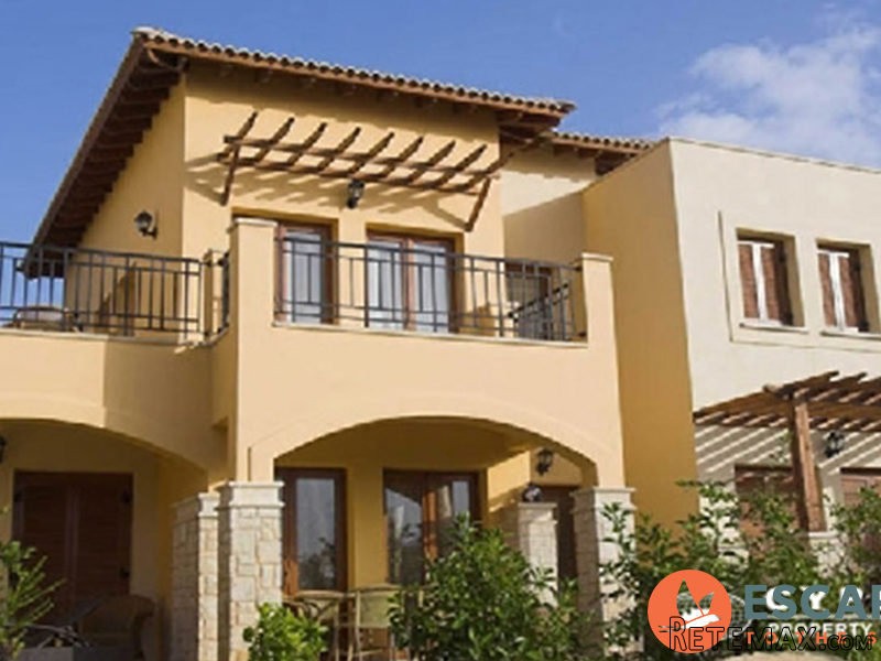 Luxury Apartment In Theseus Village