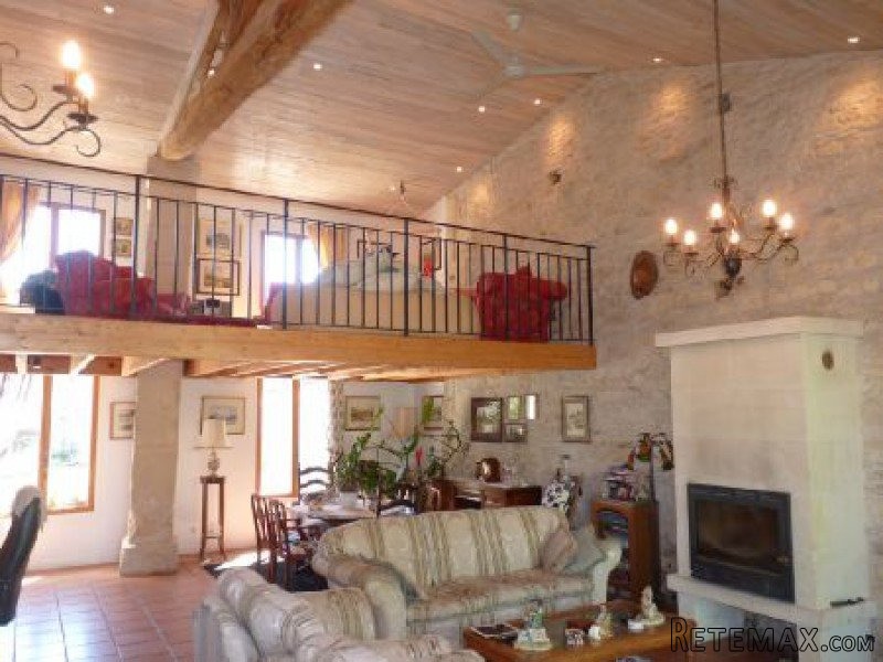 4 Bedrooms - Stone House -.. - 2
