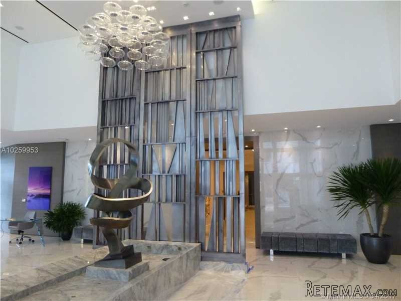 2 bedroom Flat For Sale: 17111 BISCAYNE.. - 2