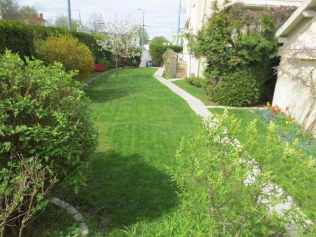 6 bedroom House For Sale: 87000 LIMOGES - 2