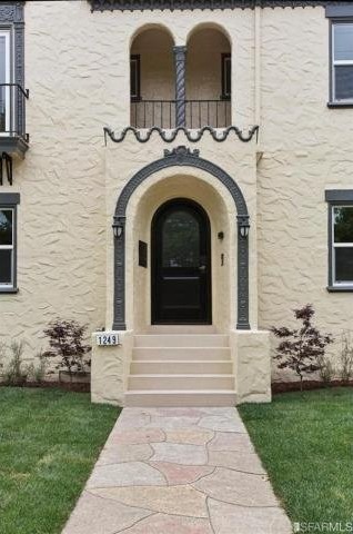 Block of Apartments For Sale: 1249.. - 2