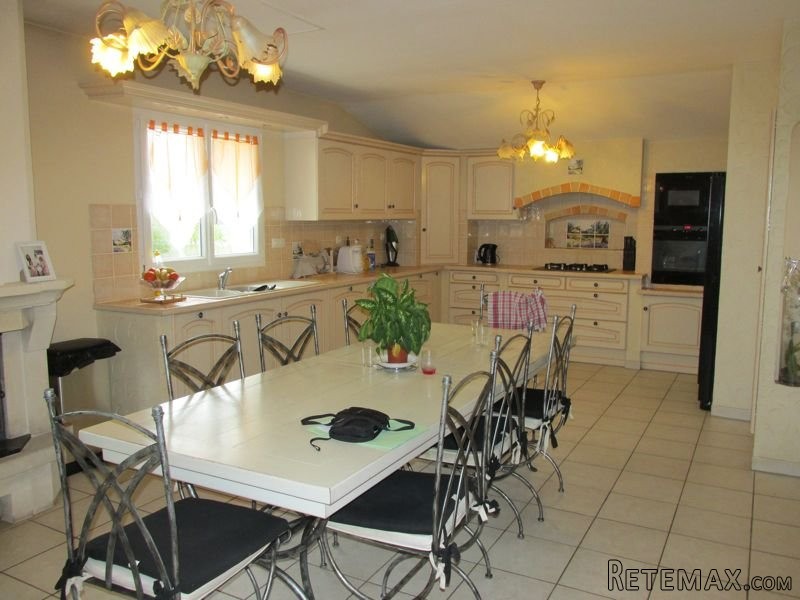 Detached Property With Stunning Indoor.. - 2