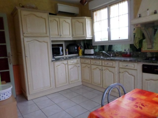 Vente Maison 4 Pieces De 115 M2 53000.. - 2