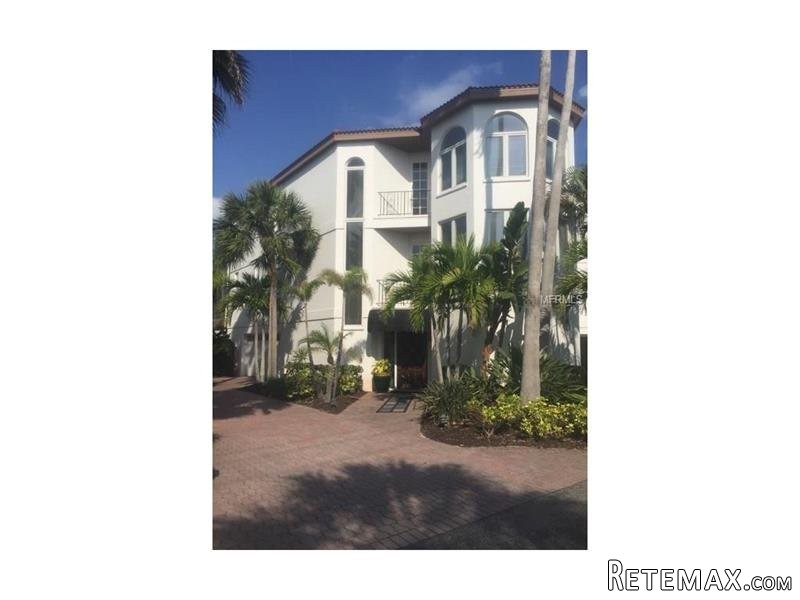 3 bedroom House For Sale: 3380 Gulf Of..