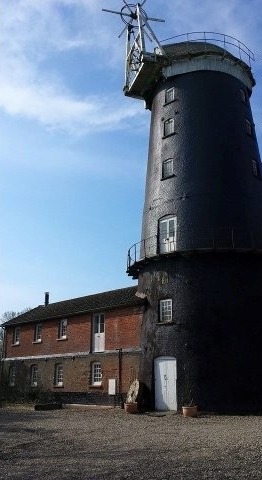 Caston, Attleborough