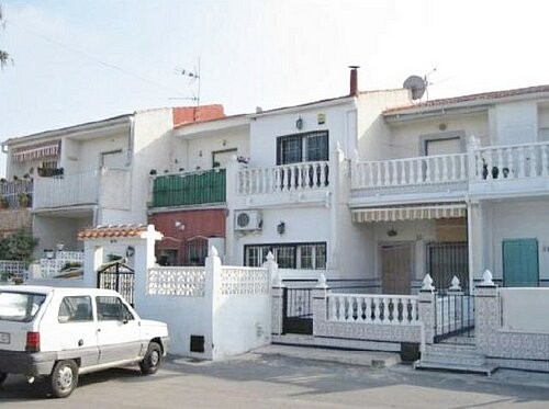 EXCEPTIONAL VALUE TOWNHOUSE